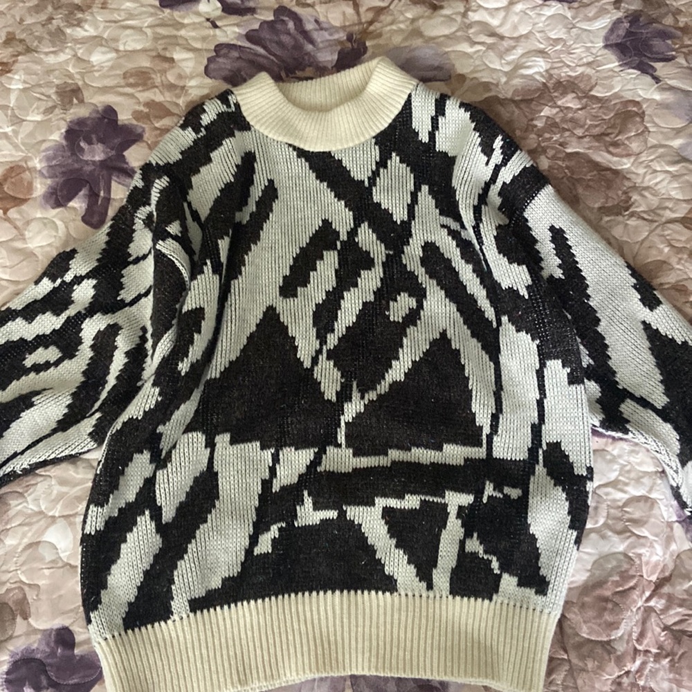 Unique Mens XL Le Tigre vintage Sweater